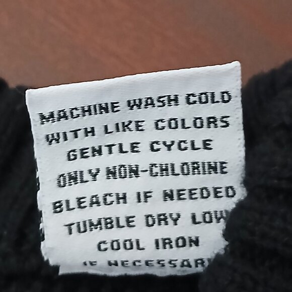 NWT 525 Anthropologie Sweater M/L Black Cropped Shrug Cardigan Button Front - Picture 12 of 12